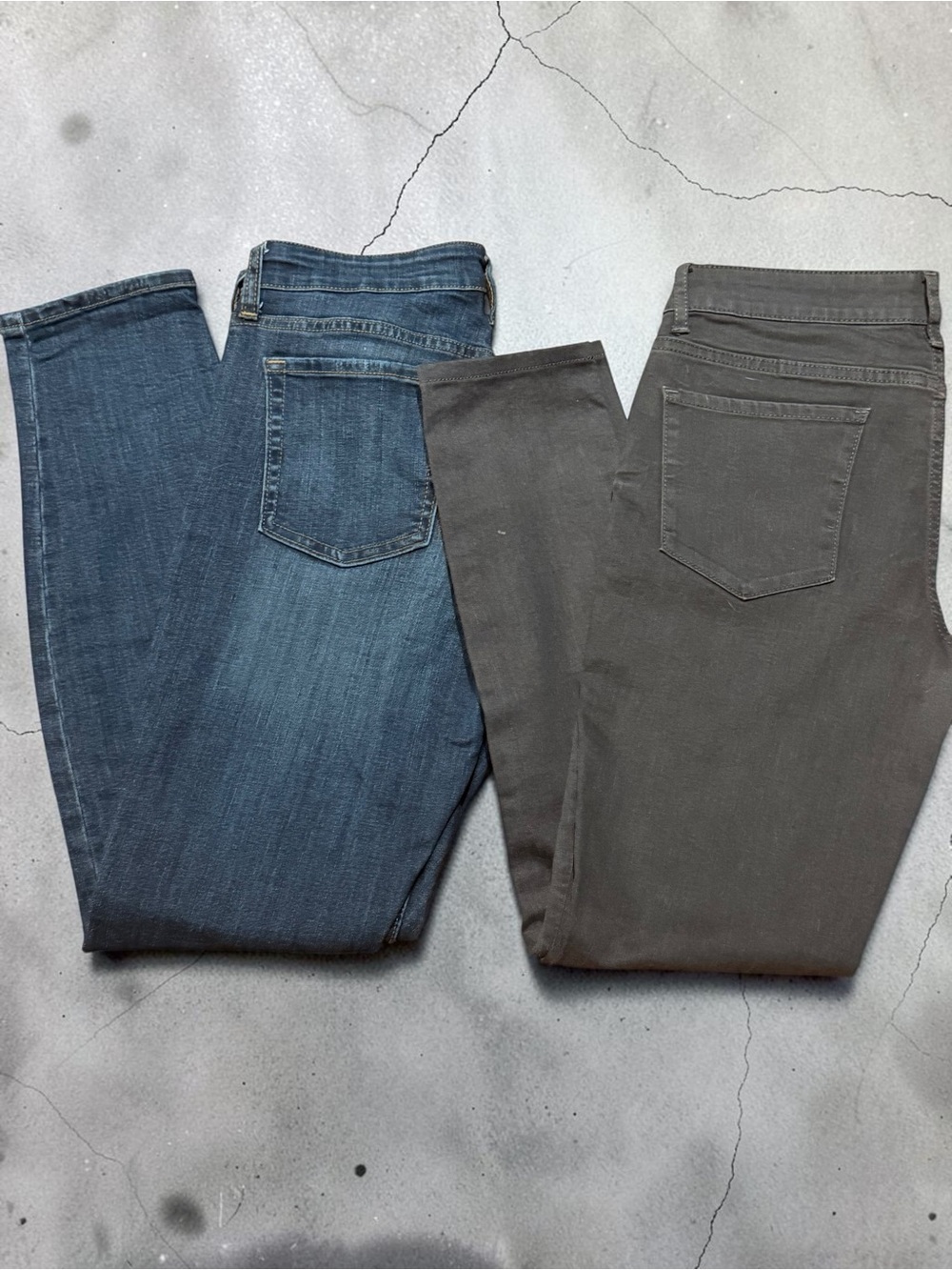 Women’s Articles Of Society and Gap skinny Leg Jeans